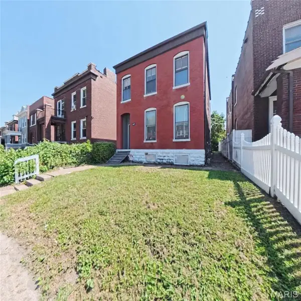 6730 Vermont Avenue, St Louis, MO 63111