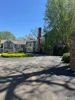 10 Edgewood Road, Ladue, MO 63124 - #1