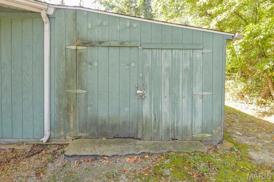 270 Locust Street, Carlyle, IL 62231 - #3