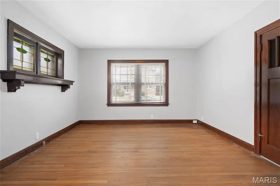 4932 Pernod Avenue, Saint Louis, MO 63139 - #3