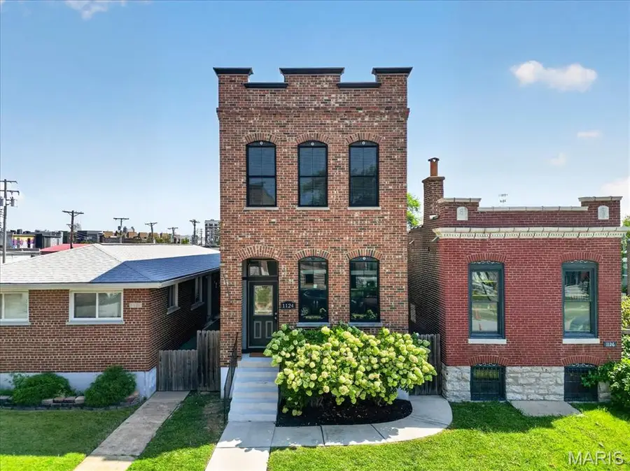1124 Kentucky Avenue, Saint Louis, MO 63110 - #2
