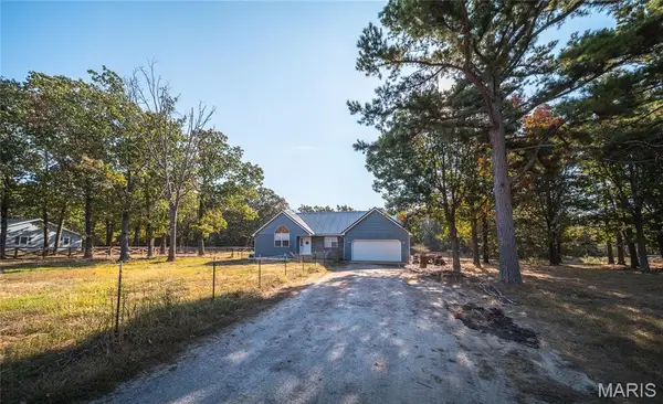 13964 Hickory Drive, Plato, MO 65552