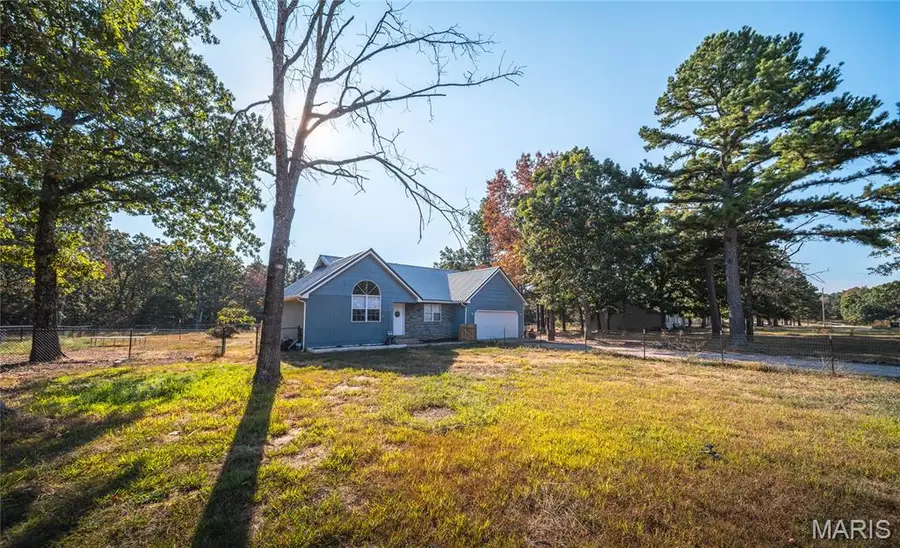 13964 Hickory Drive, Plato, MO 65552 - #3