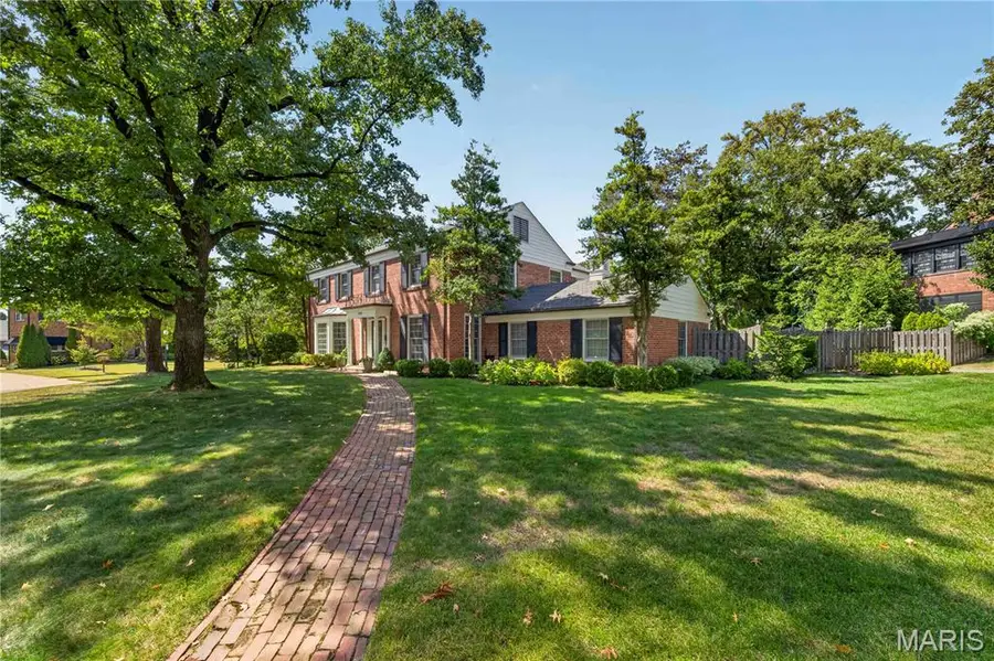 8001 Watkins Drive, Clayton, MO 63105 - #2