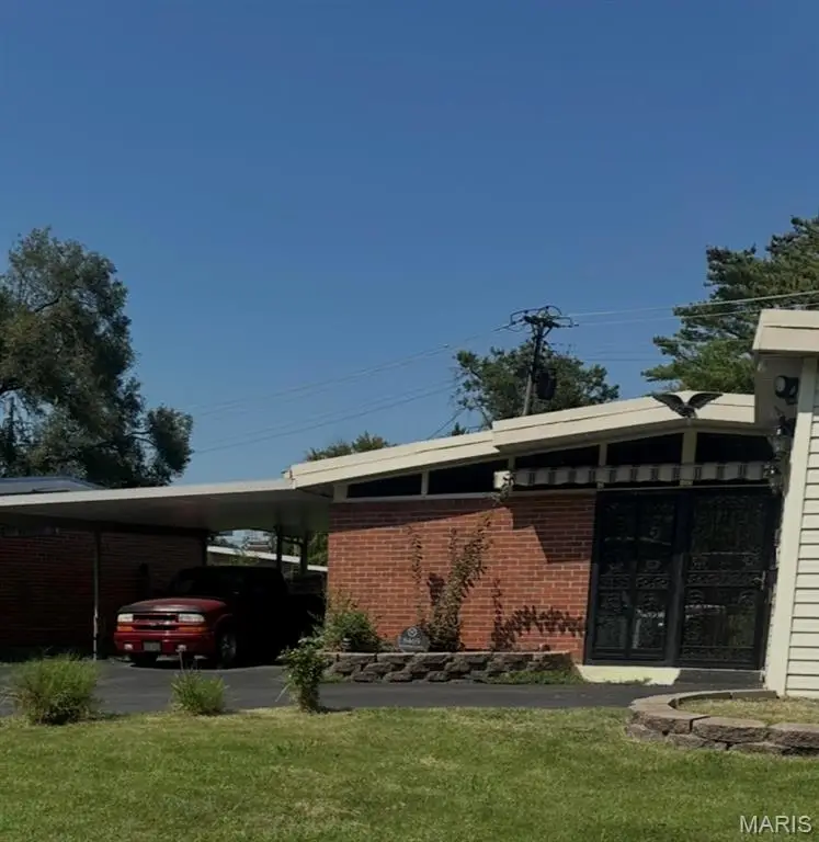 Address Withheld By Seller, Berkeley, MO 63134 - #1