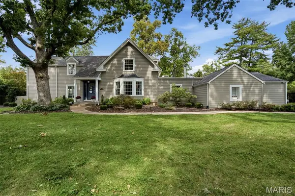 9321 Old Bonhomme Road, Olivette, MO 63132