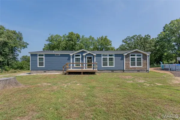301 Pleasant Avenue, Bland, MO 65014