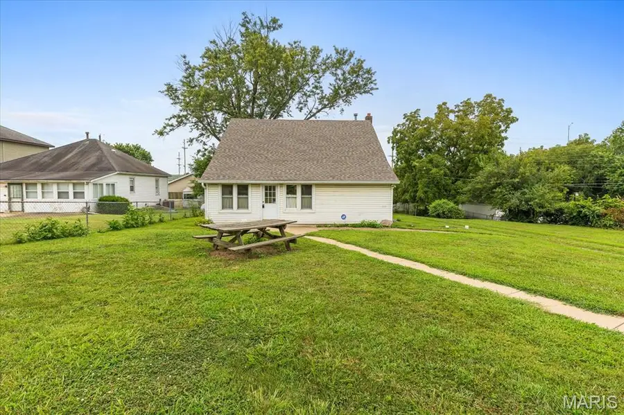 2130 Gilmore Lane, Wentzville, MO 63385 - #2