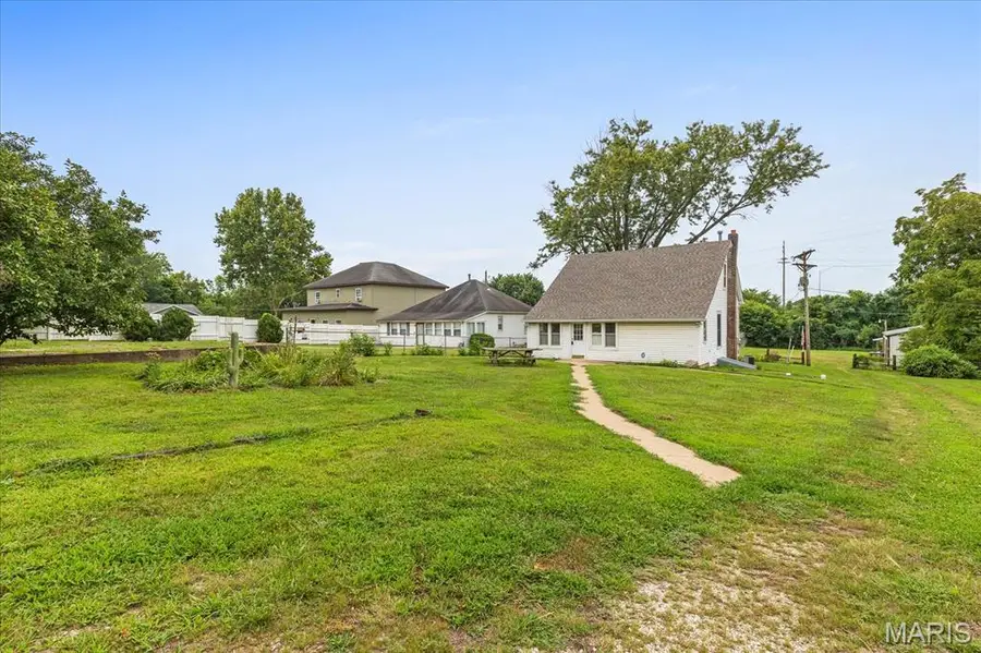 2130 Gilmore Lane, Wentzville, MO 63385 - #3