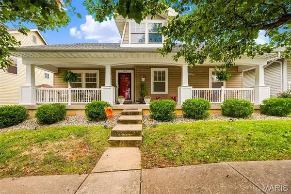 205 Hawksbury Place, O'Fallon, MO 63368