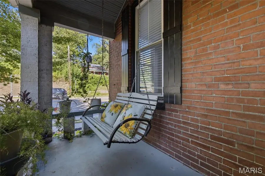 1216 N 5th Street, Saint Charles, MO 63301 - #2