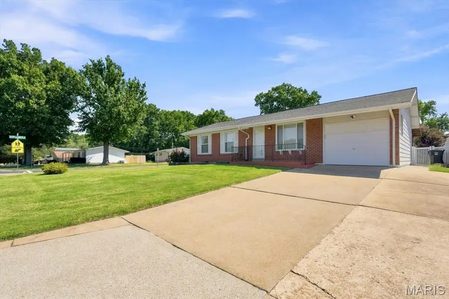 4534 Thicket Drive, Mehlville, MO 63129 - #2