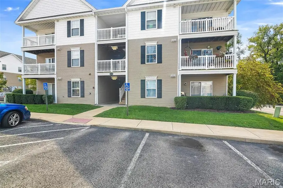 9733 Crayford Road #9E, Saint Louis, MO 63123 - #2