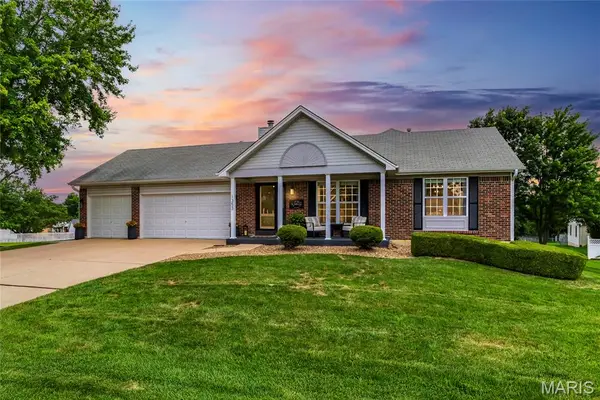 1353 Apple Valley Drive, O'Fallon, MO 63366
