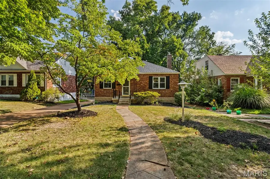 6228 Dexter Drive, Affton, MO 63123 - #2
