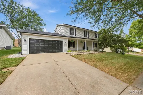 2952 N Kristopher Bend Court, St Charles, MO 63303