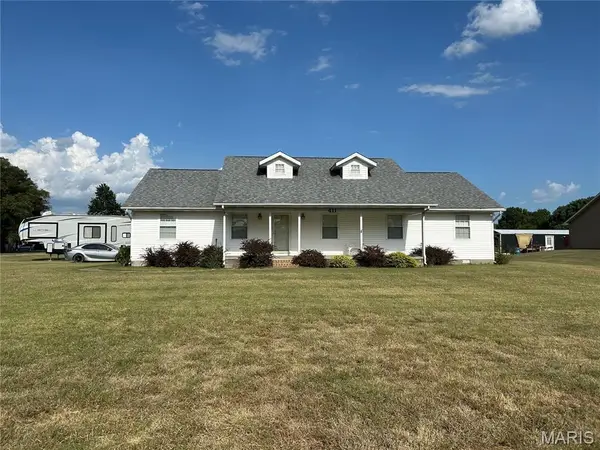 411 Dacus Drive, Sikeston, MO 63801
