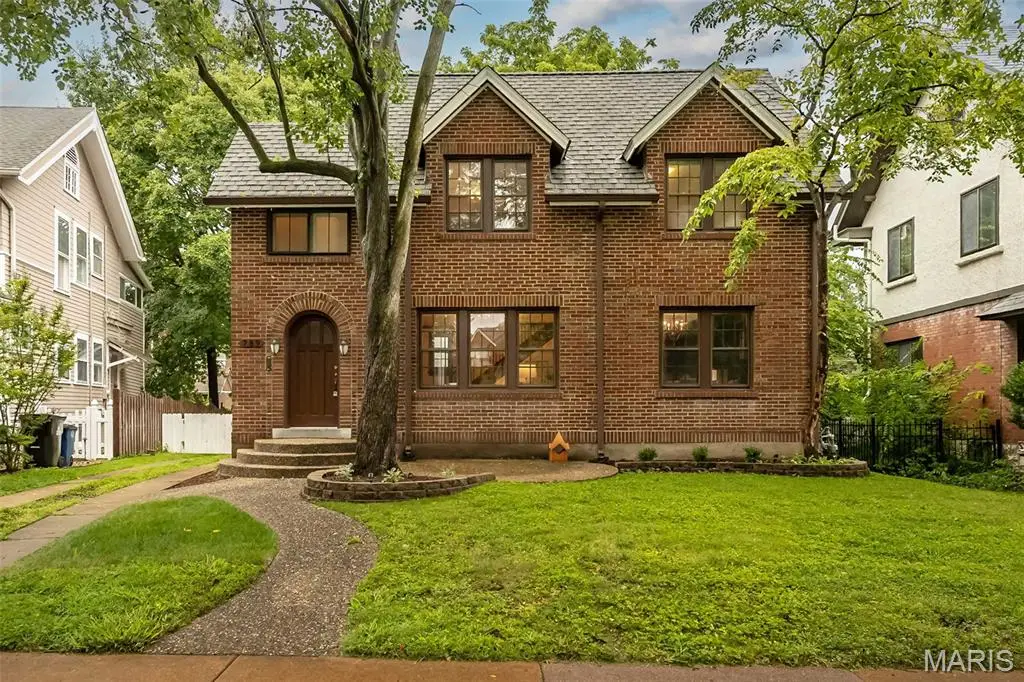 789 Yale Avenue, University City, MO 63130 - #1