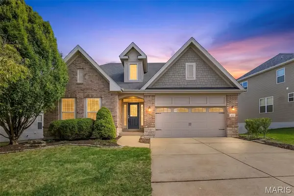 420 Maple Rise Path, Chesterfield, MO 63005
