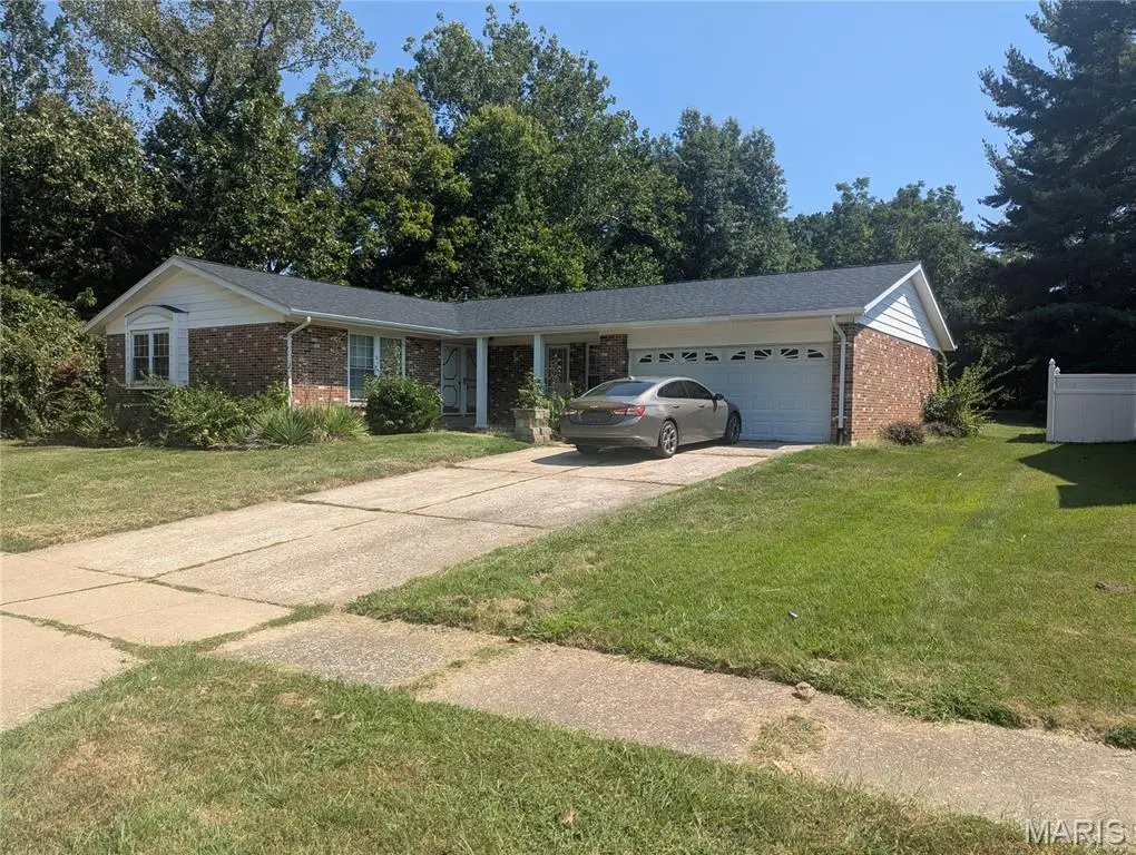 3794 Monsols Drive, Florissant, MO 63034 - #1