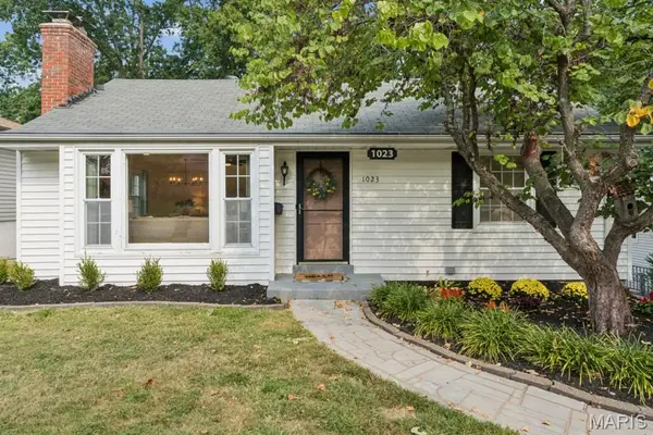 1023 Woodbine Drive, Crestwood, MO 63126
