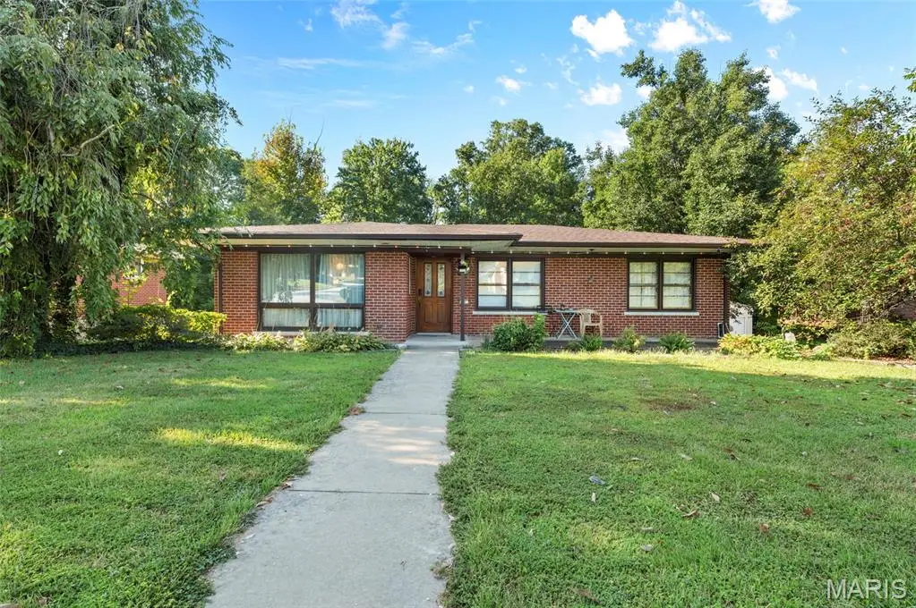 67 Cheshire Drive, Belleville, IL 62223 - #1