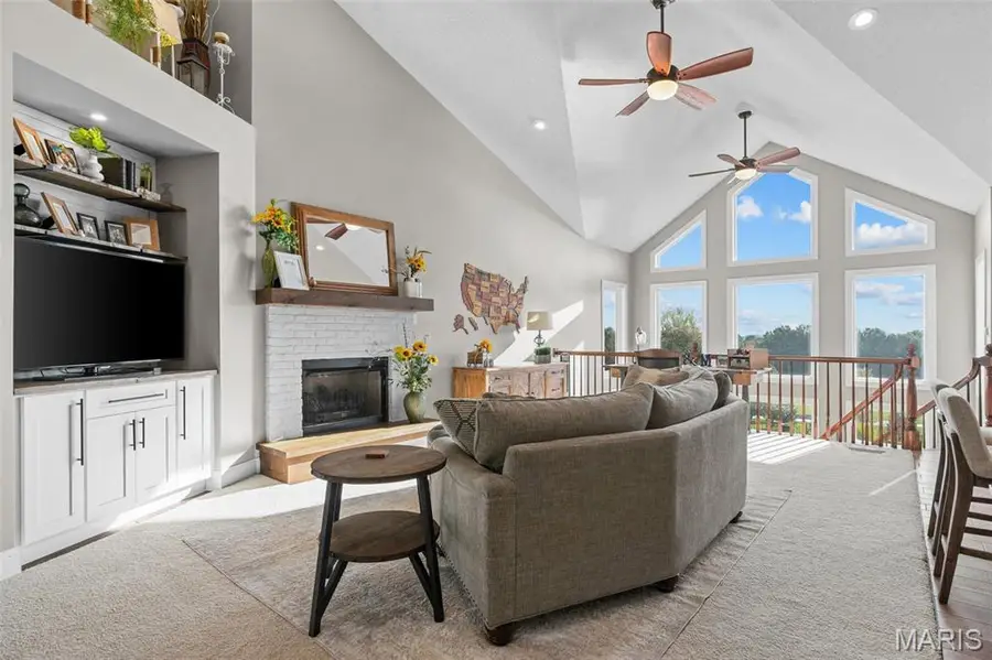 456 Cardinal Meadows Dr, Washington, MO 63090 - #3