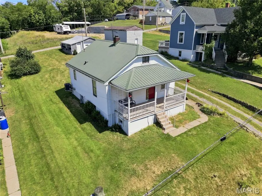 125 E 9th Street, Hermann, MO 65041 - #3