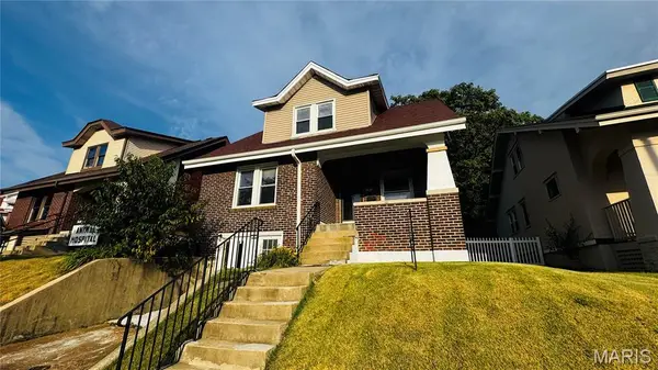 2830 Hampton Avenue, St Louis, MO 63139