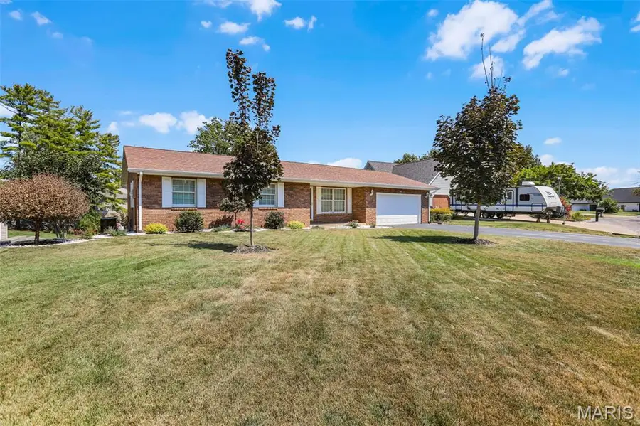 678 Monaco Drive, Edwardsville, IL 62025 - #3