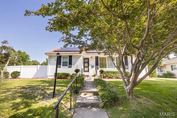149 S 33rd Street, Belleville, IL 62226