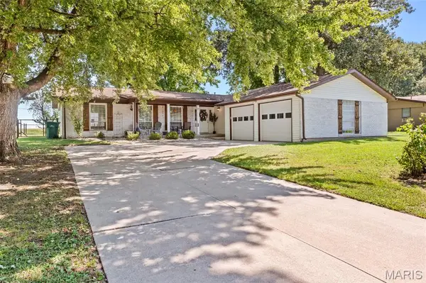 7 Lilac Drive, New Baden, IL 62265