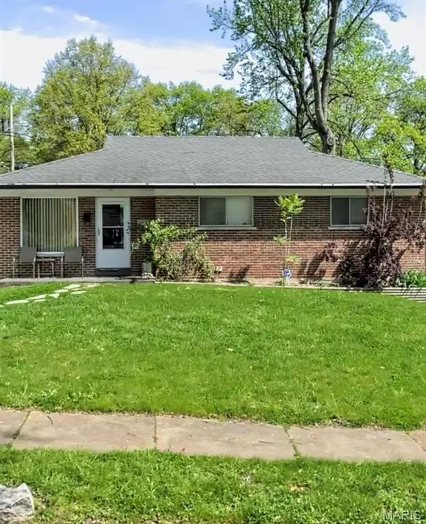 8027 Milan Avenue, St Louis, MO 63130