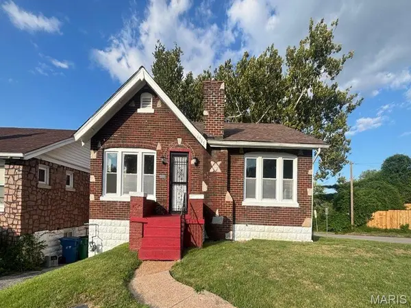 6905 Leedale Drive, St Louis, MO 63121