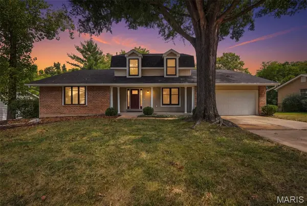 1751 Canyon View Court, Chesterfield, MO 63017