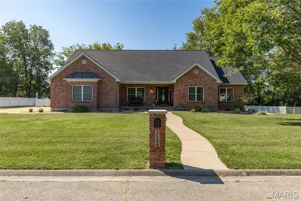 1114 Springbrook Park Drive, Farmington, MO 63640