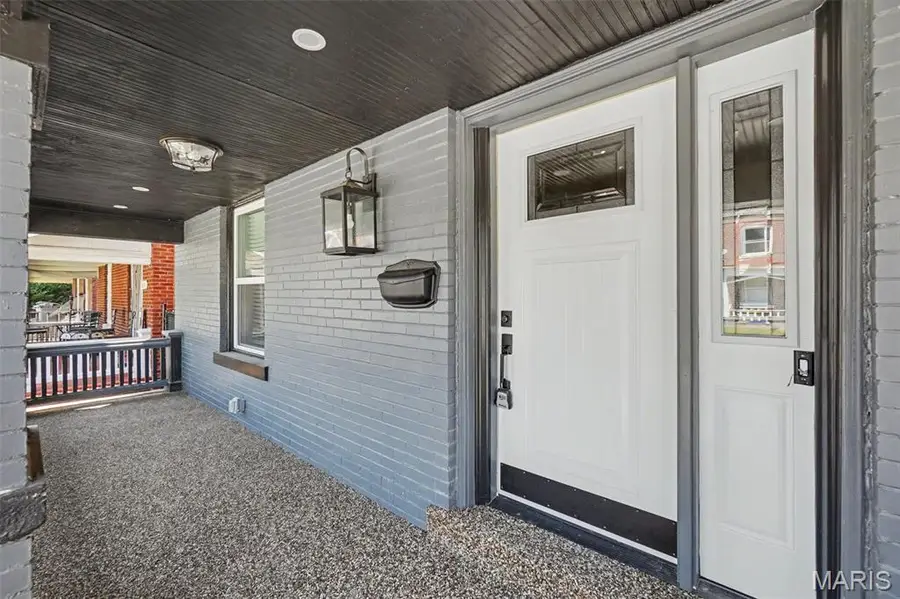 5220 Highland Avenue, Saint Louis, MO 63113 - #2