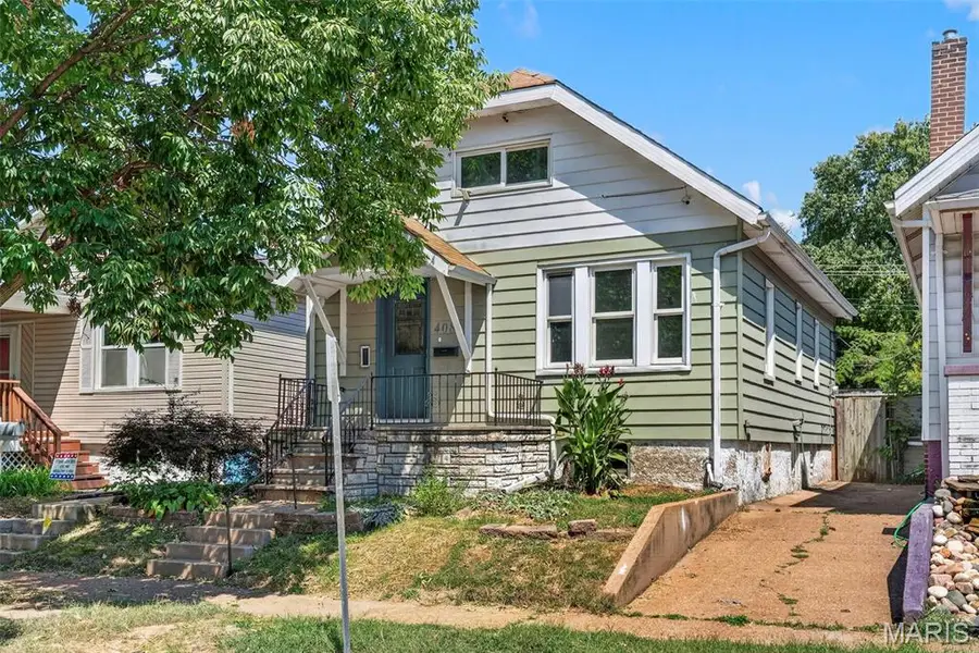 4081 Burgen Avenue, Saint Louis, MO 63116 - #2