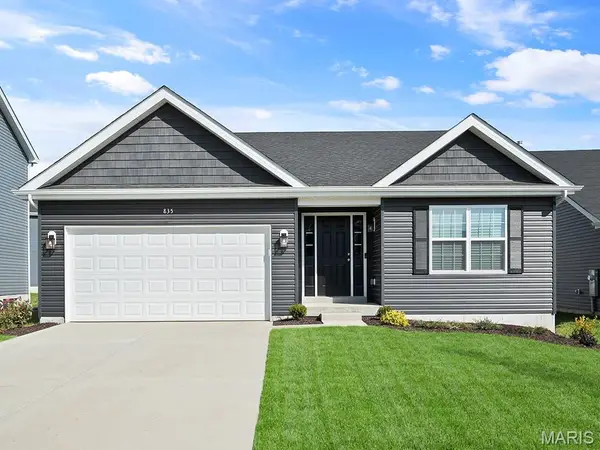 2347 Fernau Court, Florissant, MO 63031