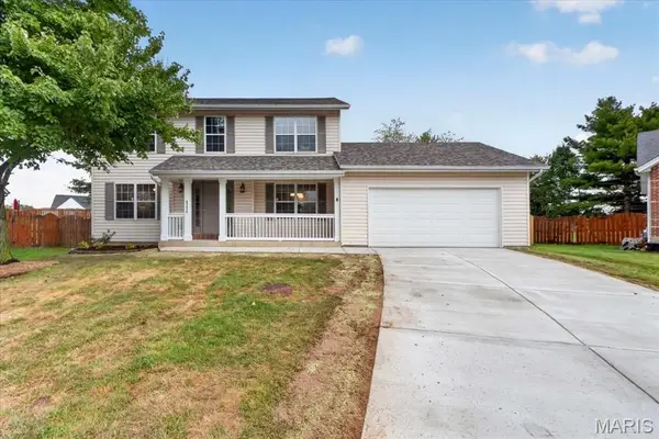 8204 Bristol Valley Drive, St Peters, MO 63376