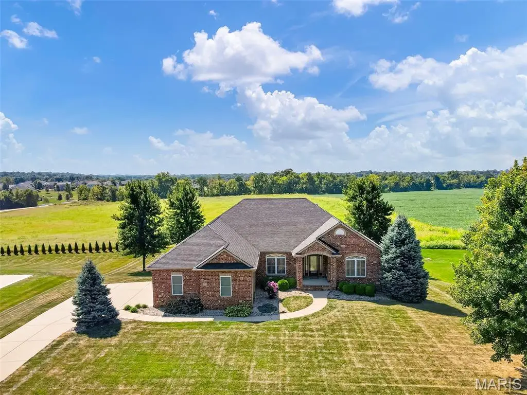 558 Lacroix Way, Columbia, IL 62236 - #1