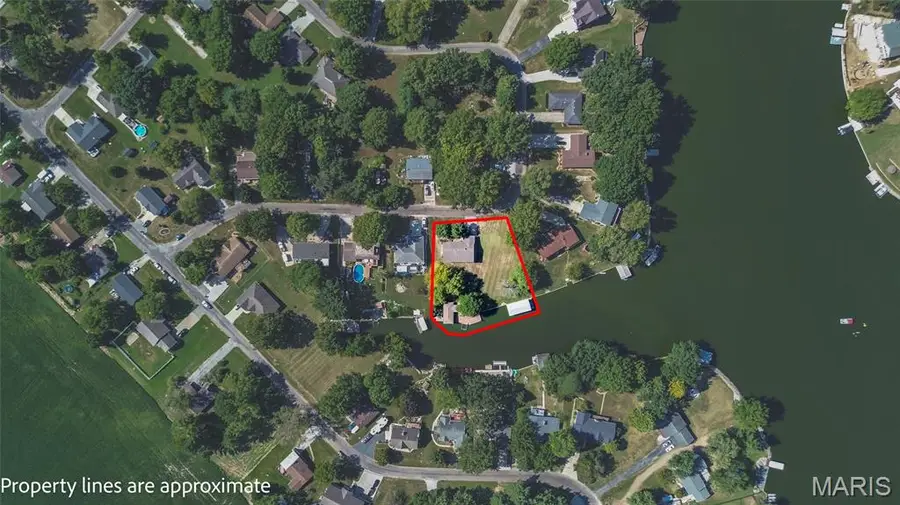 712 Riviera Circle, Edwardsville, IL 62025 - #3