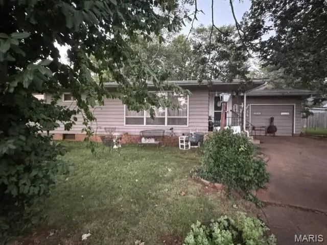 135 Pine Street, Farmington, MO 63640 - #2