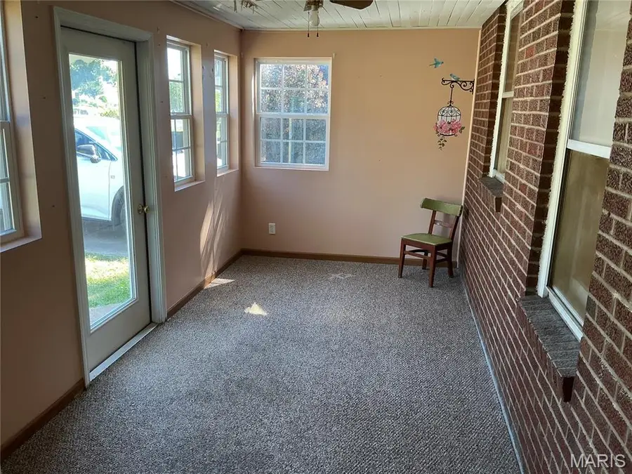 412 W Springfield Avenue, Union, MO 63084 - #2