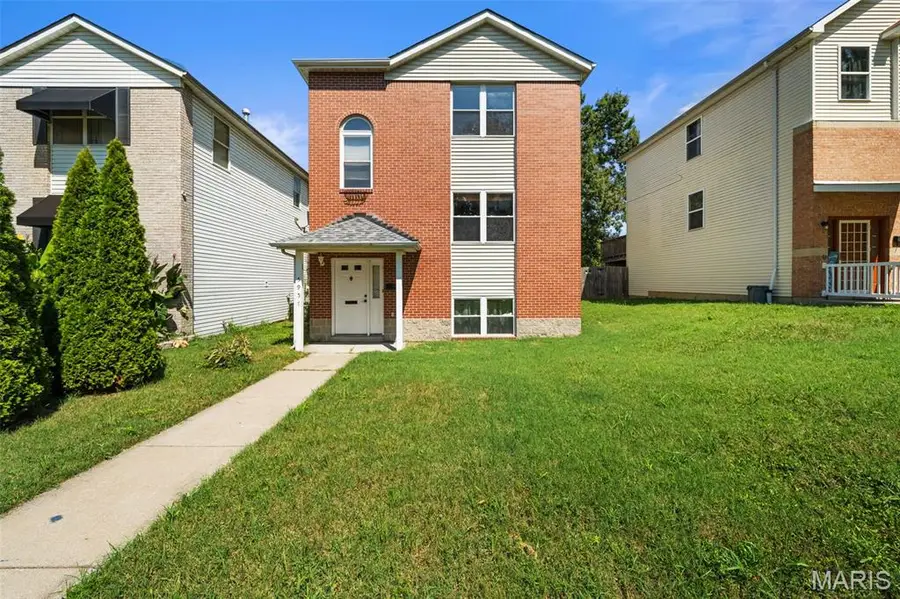 5957 Horton Place, Saint Louis, MO 63112 - #3