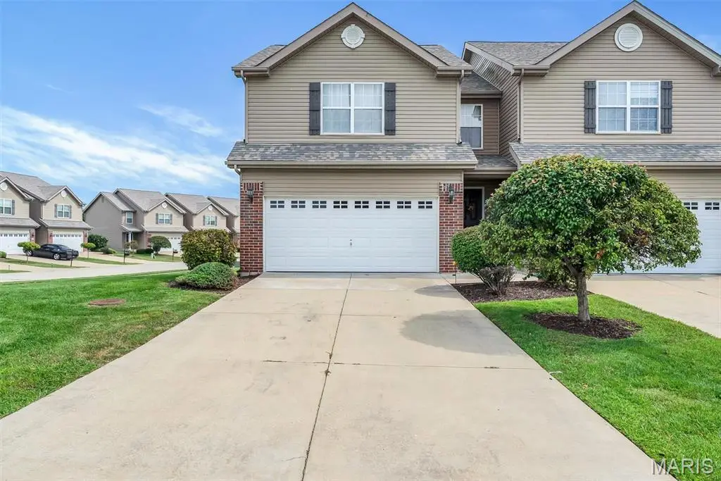 871 Foxgrove Drive, Fairview Heights, IL 62208 - #1