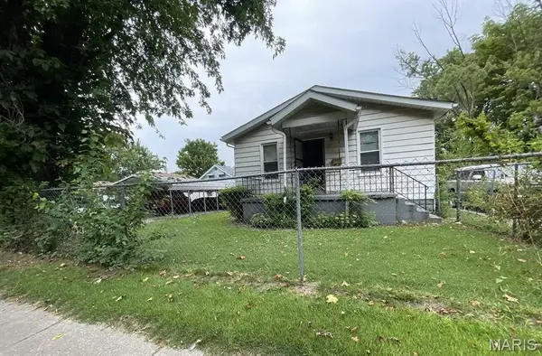 823 N 80th Street, East St Louis, IL 62203