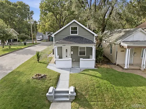 6121 Alabama Avenue, St Louis, MO 63111