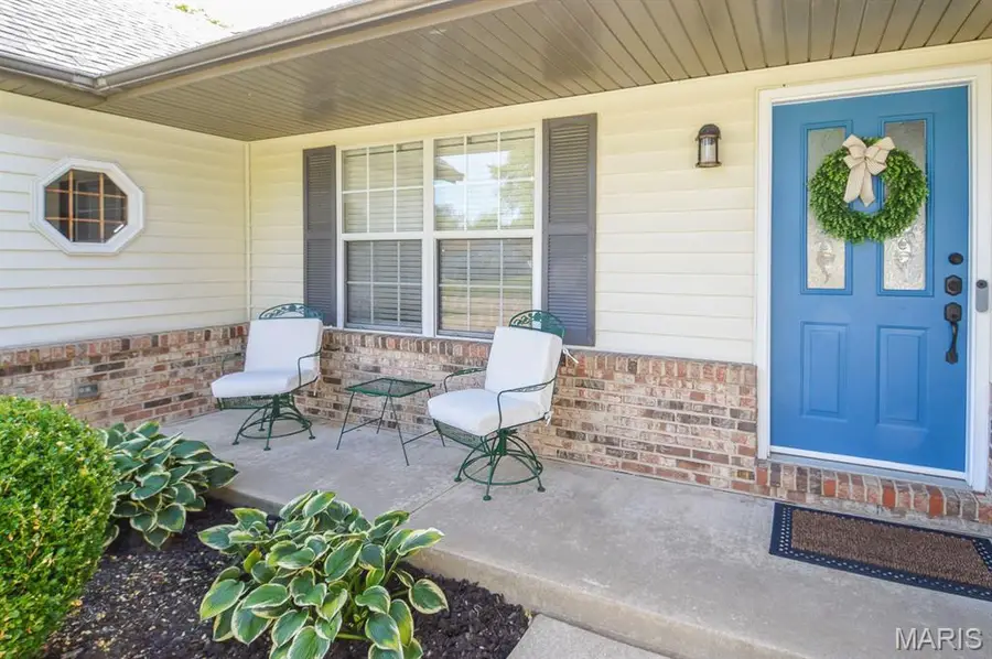 528 Homestead Avenue, Swansea, IL 62226 - #2