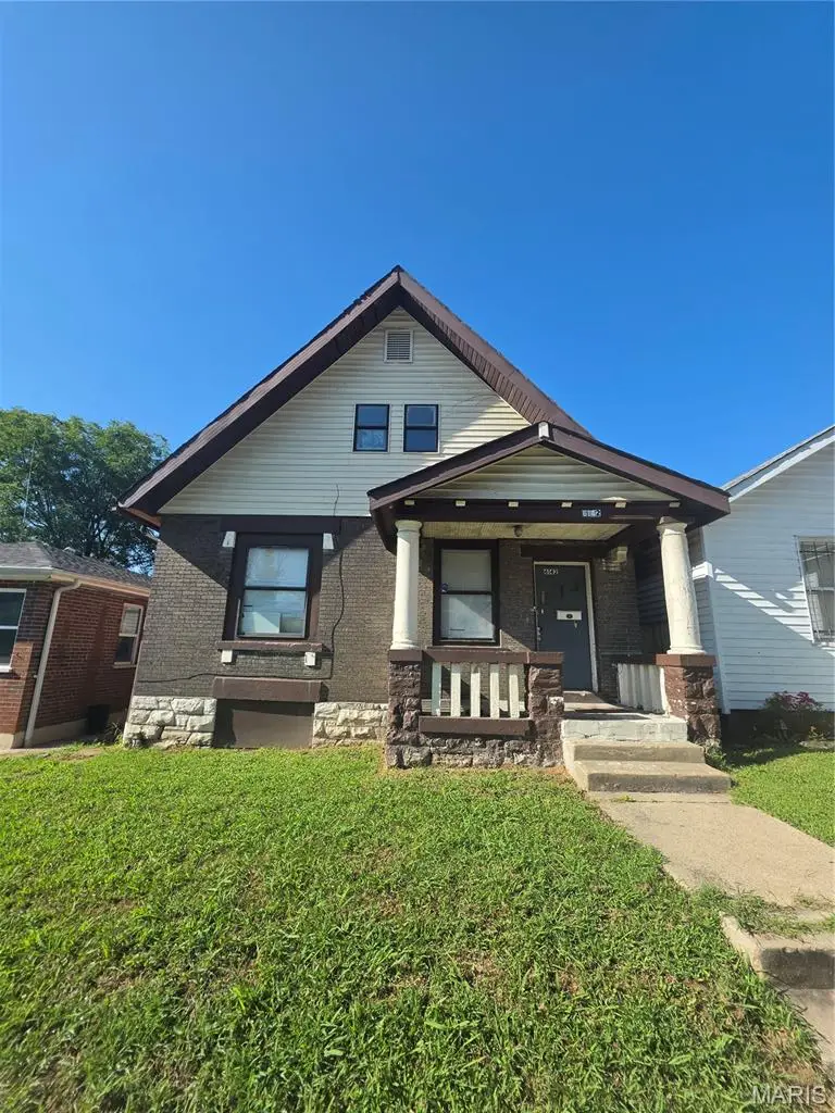 6142 Sherry Avenue, Saint Louis, MO 63136 - #1